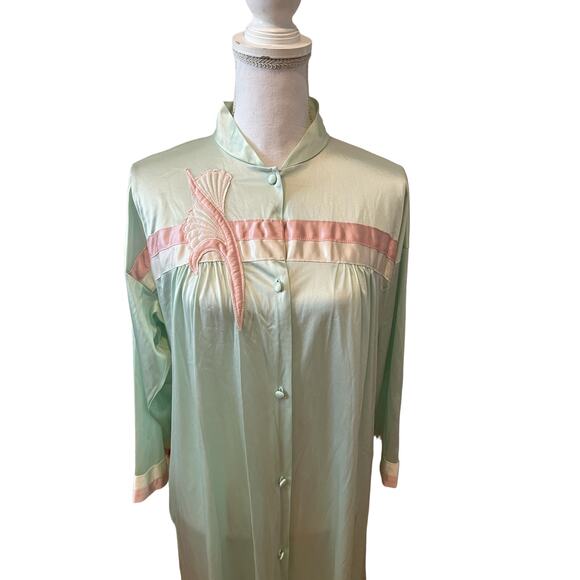 Vintage 70s Vanity Fair Mint Green Silky Satin Dressing Robe - Picture 2 of 6